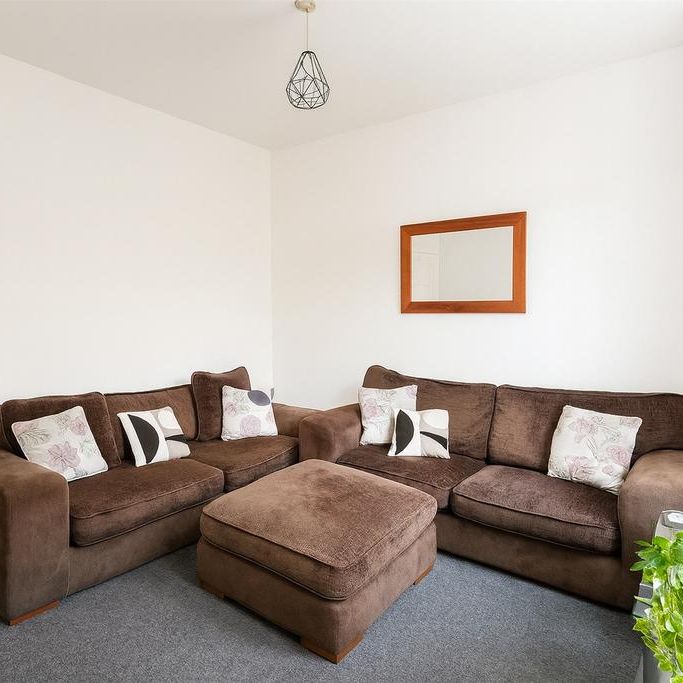 4 bedroom house to rent - Photo 1