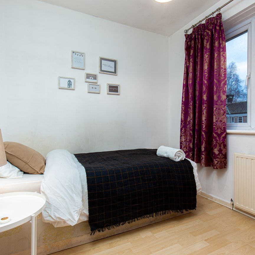 RM4 Pekin Close | Poplar | London | E14 6HA - Photo 1