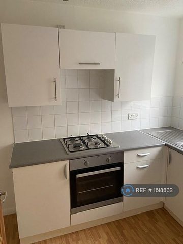 2 bedroom maisonette to rent - Photo 5