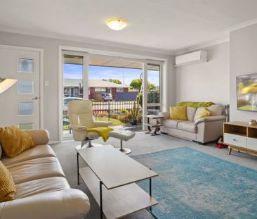 Sunny & Spacious in Sydenham - Photo 1