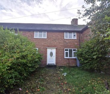 3 bedroom terraced house to rent - Photo 2