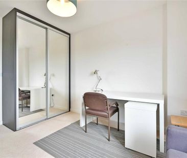 2 bedroom flat to rent - Photo 6