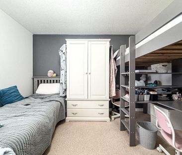 2 bedroom semi-detached house to rent - Photo 5