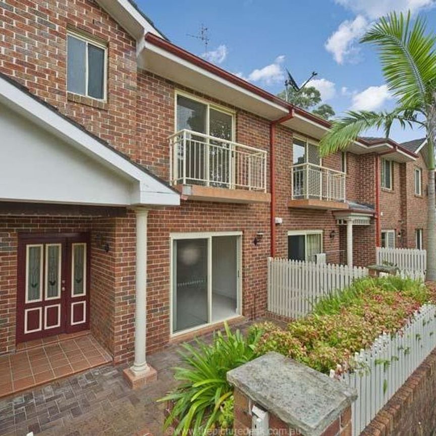 2/9 View street, 2067, Chatswood Nsw - Photo 1