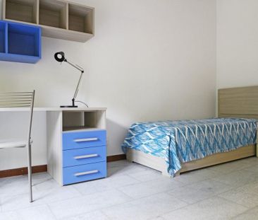 Via Rho, Milan, Lombardy 20125 - Photo 4