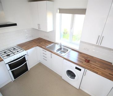 2 bedroom maisonette to rent - Photo 4