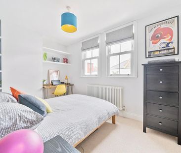 3 bedroom terraced house to rent - Photo 5