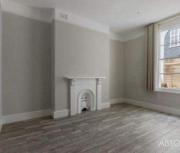 4 bedroom terraced house to rent - Photo 1