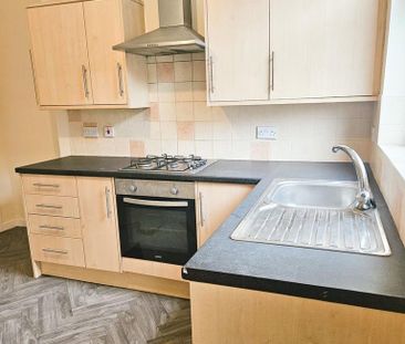 2 bedroom terraced house to rent - Photo 2