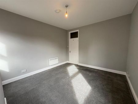 1 bedroom ground floor flat to rent - Photo 5