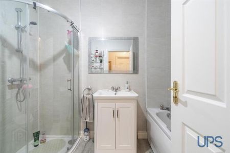 Apt 10 Pinetree Court, 157 Glen Road, Belfast, BT11 8BS - Photo 3