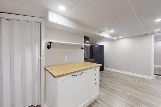 For Lease - 326 Rosedale Drive Unit# Bsmt, Whitby, Ontario - Photo 1