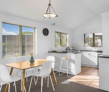 12C Silverton Avenue, Wai O Taiki Bay, Auckland - Photo 3