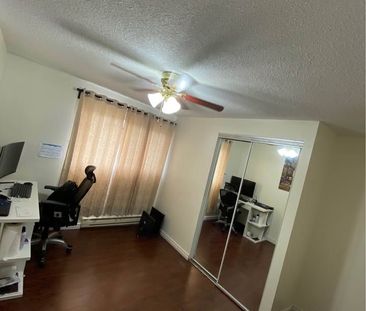 For Lease - 13 Greenarrow Court, Brampton, Ontario - Photo 5