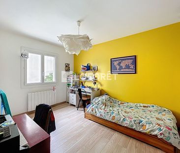 Location Maison 5 pièces 150m² - Photo 3