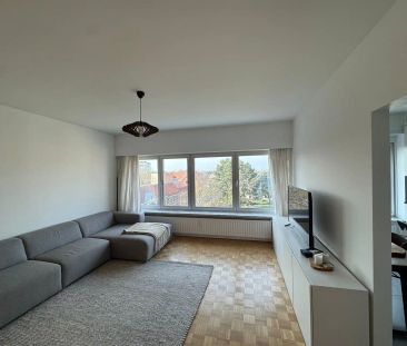 Bemeubeld appartement met 2 slaapkamers en garage - Photo 3