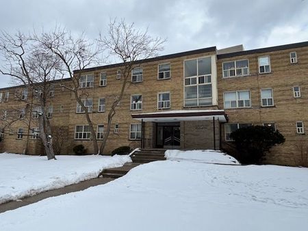 For Lease - 15 Anglesey Boulevard Unit# B-316, Toronto, Ontario - Photo 5