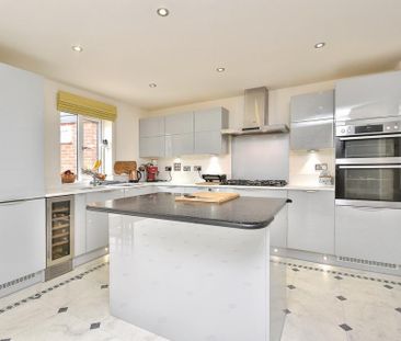 5 bedroom detached house to rent - Photo 6