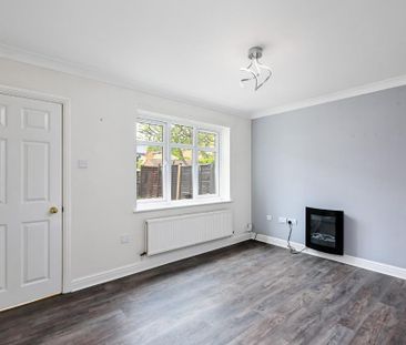 2 bedroom semi-detached house to rent - Photo 2