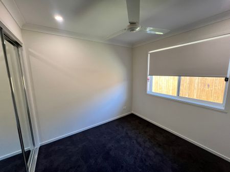 17 Howe Circuit, Logan Reserve QLD 4133 - House For Rent | Domain - Photo 5