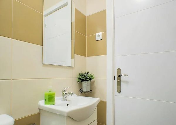 Calle Alicante, Getafe, Community of Madrid 28903