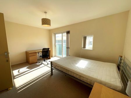 Richmond Court, Exeter - Photo 3