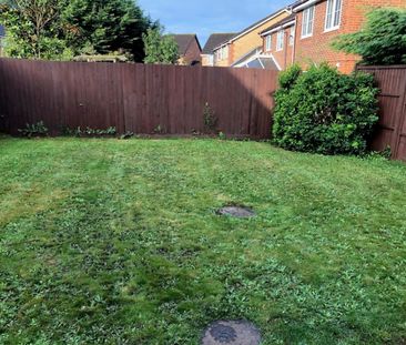 2 bedroom End Terraced House - Wansbeck Close, Stevenage - Photo 3