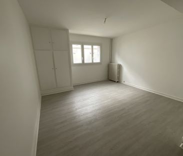 Location Appartement 1 pièce 31m² BOURGES 18000 - Photo 1