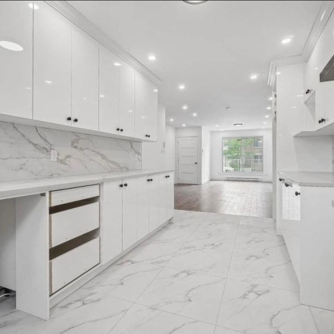 Style Condo 3 Chambre 3 toilets - 3 Bedrooms 3 Bathrooms - Photo 1