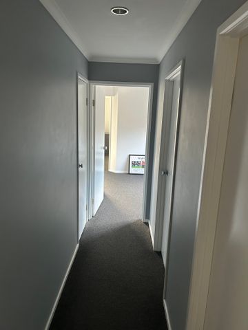 Narre Warren - Photo 5