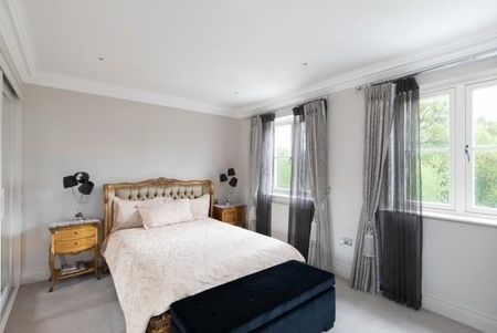 4 bedroom townhouse to rent - Photo 3