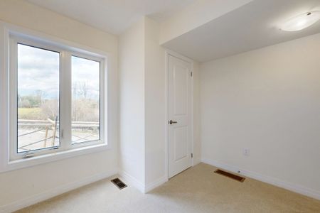 For Lease - 91 Millman Lane, Richmond Hill, Ontario - Photo 2