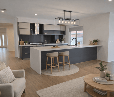 Walk to CS Square. Premium Family Living. - Photo 5