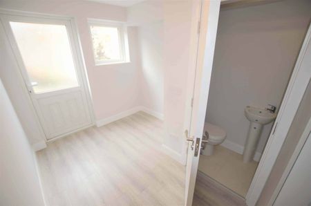 Phibsborough Road, Phibsborough, Dublin 7 - Photo 4