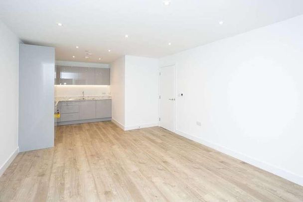 Caesar House, Hp, Hemel Hempstead, HP1 - Photo 1