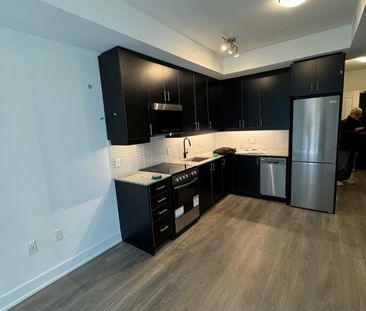 For Lease - 2333 Khalsa Gate, Oakville, Ontario - Photo 5