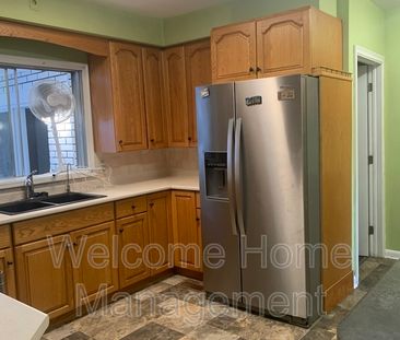 $2,195 / 3 br / 1 ba / Bright 3-Bedroom Upper Unit in St. Catharines - Photo 5
