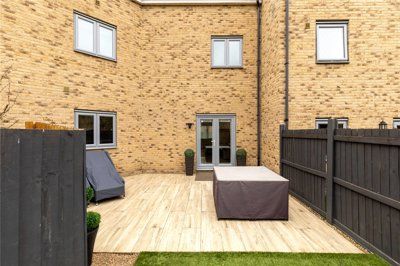 Gladeside, Cambridge, Cambridgeshire, CB4 1EL - Photo 1