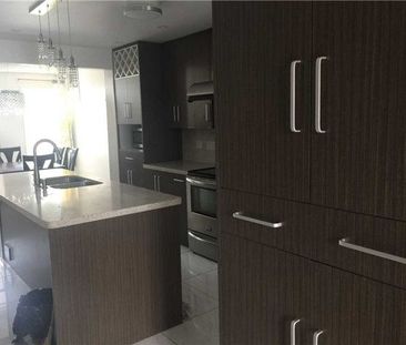 For Lease - 940 Hampstead Court Unit# main level, Mississauga, Ontario - Photo 6