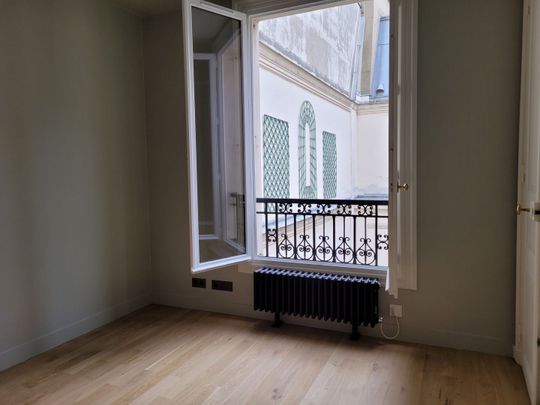 Rue des Chartreux, 75006, 2 pièces, 49.62 m2 - Photo 1