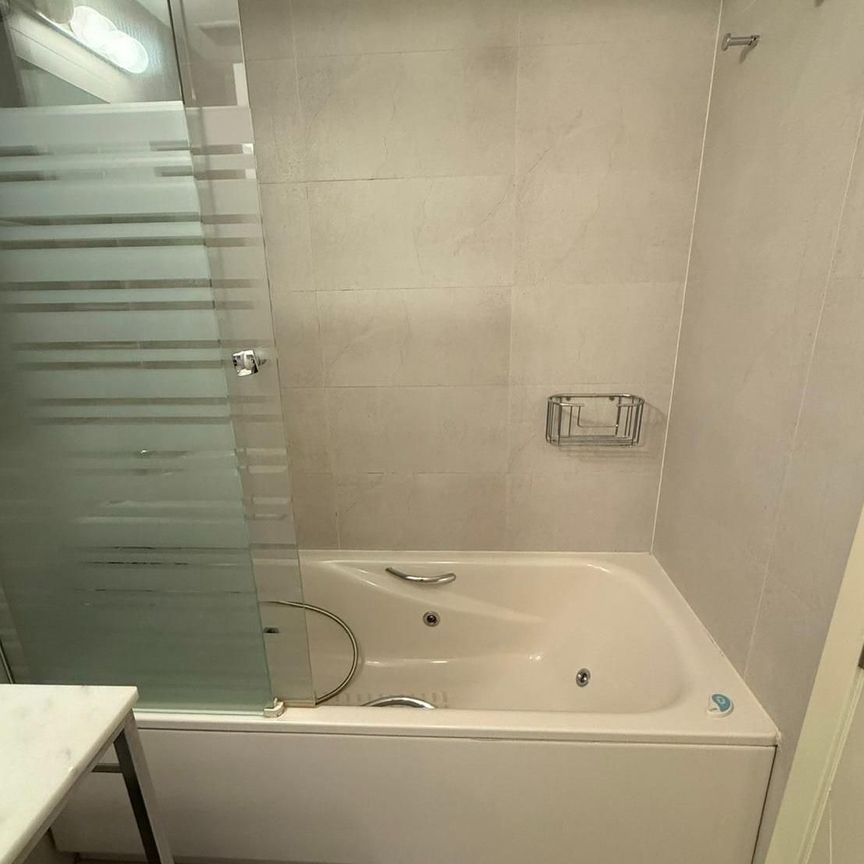 Estudio de alquiler en Calle de Roma, Guindalera - Photo 1