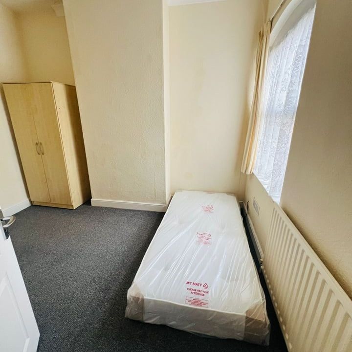 Room in a Shared House, Preston Road, B26 - Photo 1