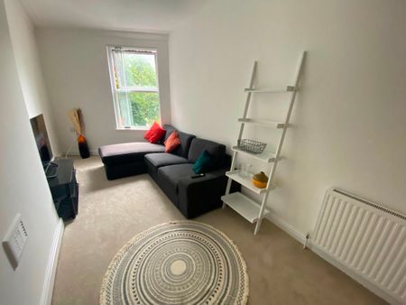 Aigburth Road, Aigburth, Liverpool, L17 - Photo 2