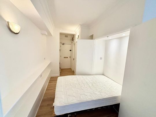 Studio to rent - Photo 1