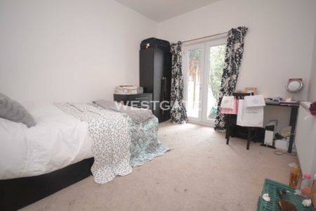 Price £3,900 pcm - Available 01/07/2026 - Furnished - Photo 4