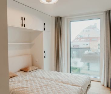 GEMEUBELD - Recent apartement met 11 meter gevelbreedte! - Foto 1