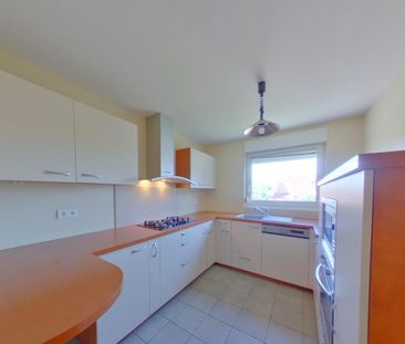 ACHENHEIM - Beau 4 pièces - avec balcon - double garage et parking - Photo 1