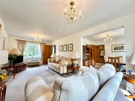 3 bedroom detached house to rent - Photo 4