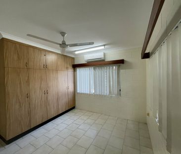 DUPLEX IN A CENTRAL LOCATION - Photo 1