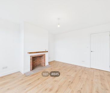 2 bedroom semi-detached house to rent - Photo 5